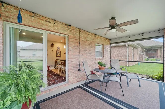 Building Photo - 1808 Trellis Ln