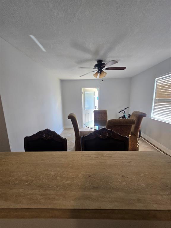 Building Photo - 3918 W Robson St