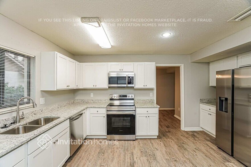 Building Photo - 6212 Eaglebrook Ave