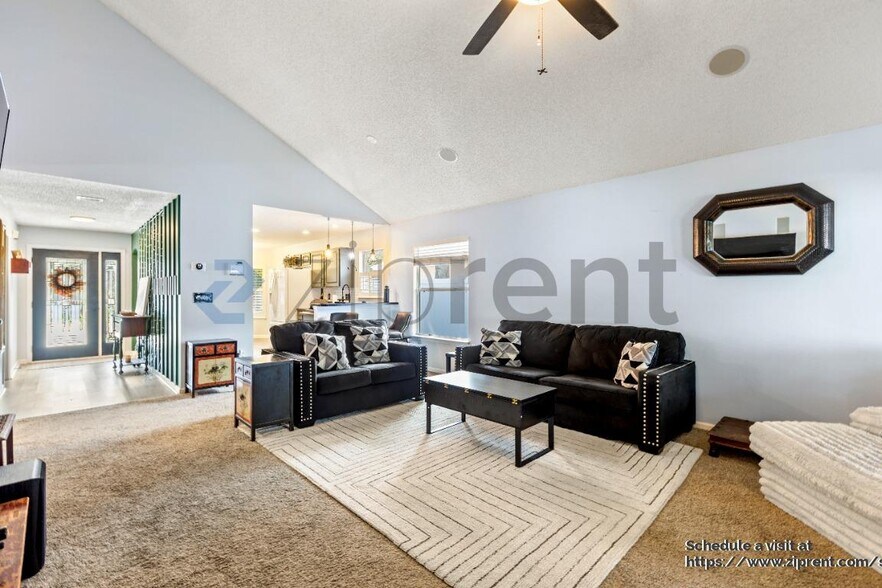 Building Photo - 10565 Indigo Hills Ln