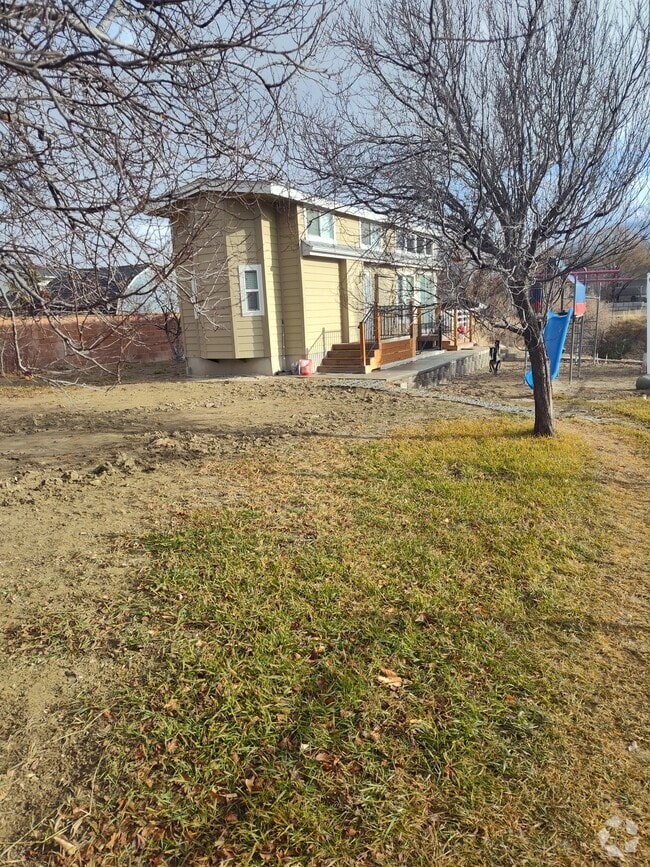 Building Photo - 11559 S Thoroughbred Dr