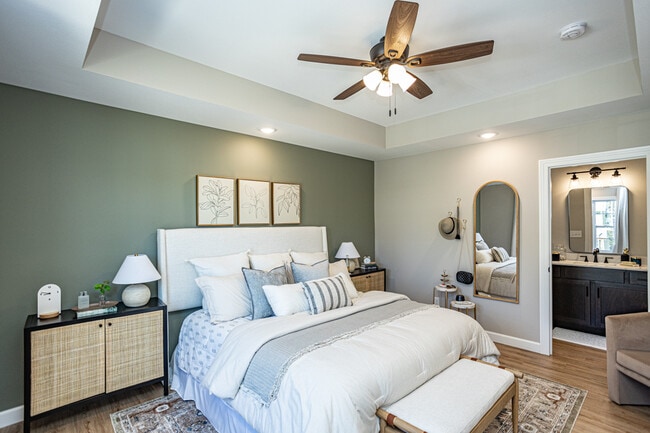 Building Photo - 196 Sierra Cir