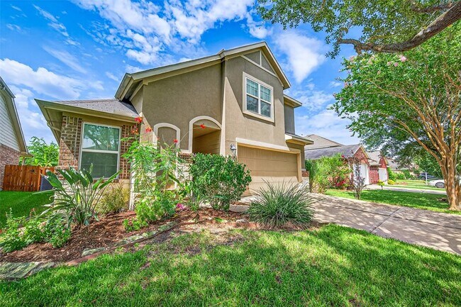 Building Photo - 18214 Almond Place Lane