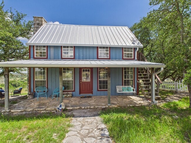 Primary Photo - Hunting Retreat with 40 acre Yard