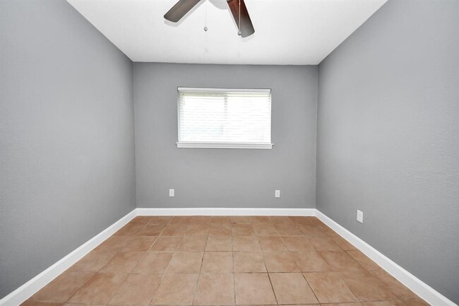 Building Photo - 12503 Foxburo Dr