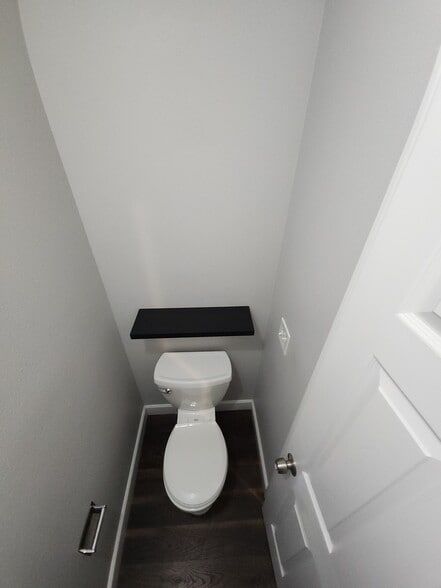 Building Photo - 38 NE 143rd Ave