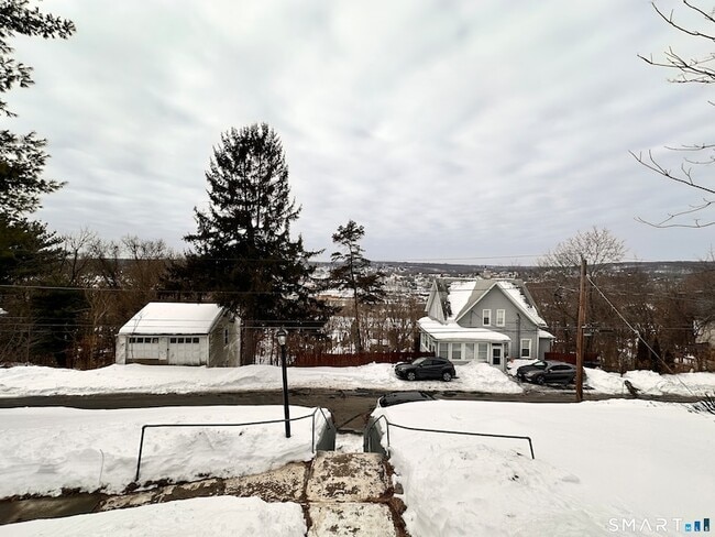 Building Photo - 74 Mt Pleasant St