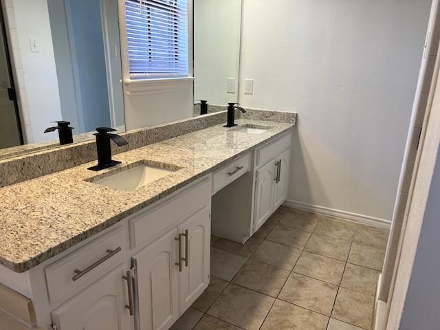 Building Photo - 13302 Daystrom Ct