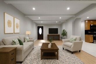 Building Photo - 1504 W 39th 1/2 St