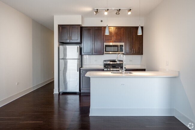 Building Photo - 1460 N Halsted St