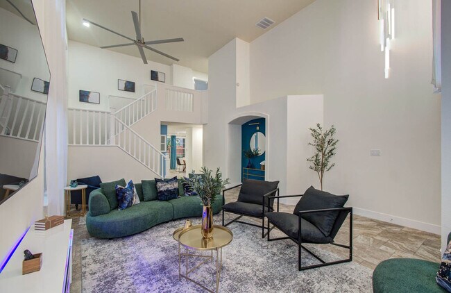 Building Photo - 35 Alden Glen Dr