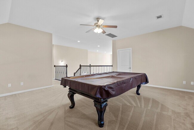 Building Photo - 2406 Sweetwater Ln