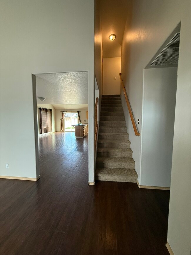 Building Photo - Taft Drive