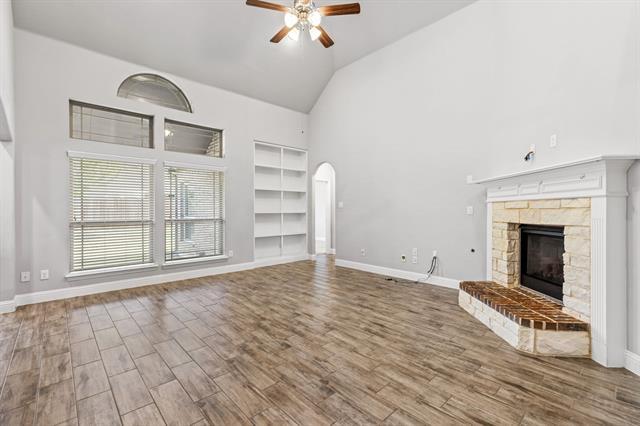 Building Photo - 1421 Baynes Dr