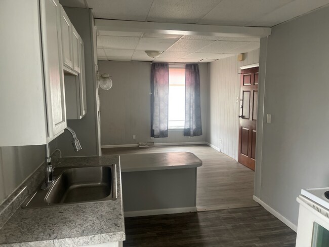 Primary Photo - 901 W Beardsley Ave