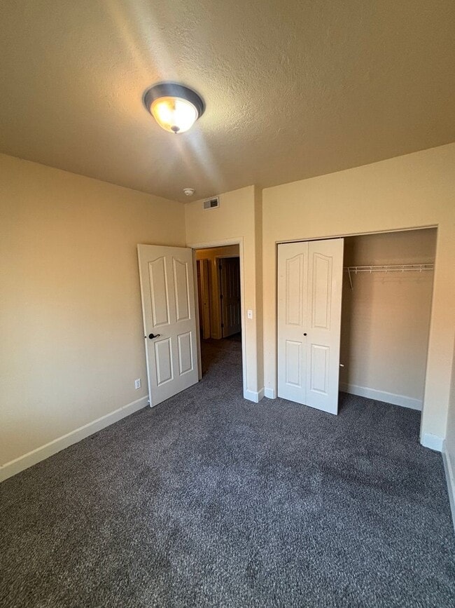 Building Photo - 6735 N Spurwing Loop