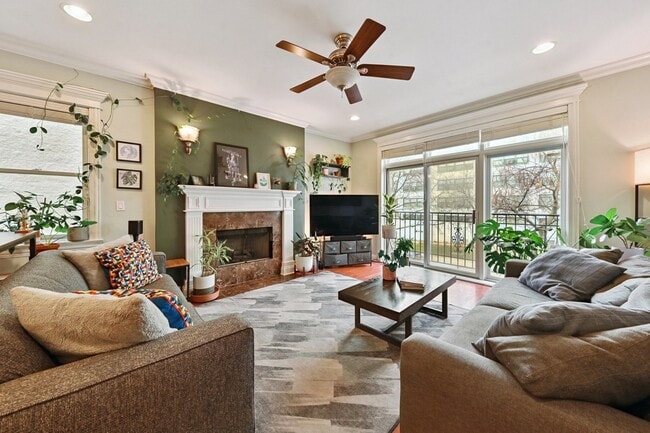 Building Photo - 4853 N Winthrop Ave