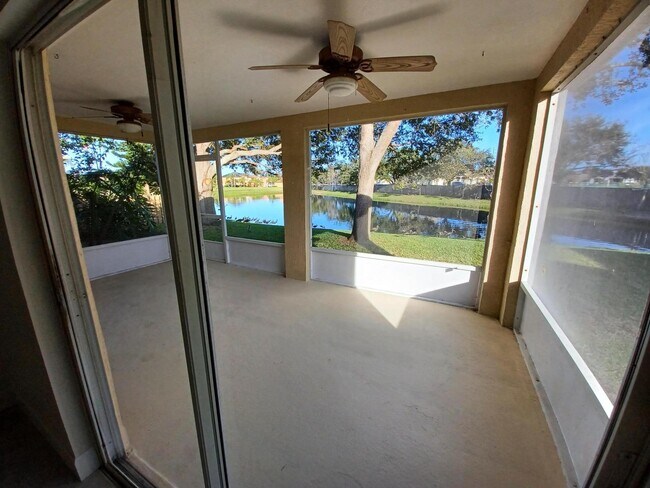 Building Photo - 1125 White Oak Cir