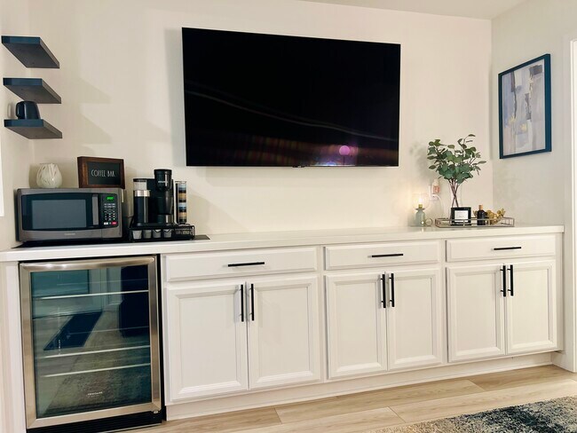 Building Photo - 2431 Cleat Ln