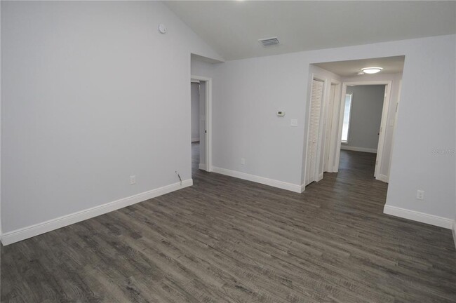 Building Photo - 8633 Fancy Finch Dr