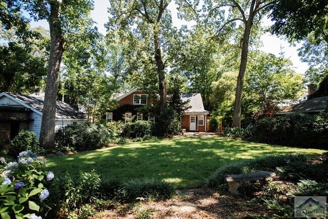 Building Photo - 285 Hampton Ct