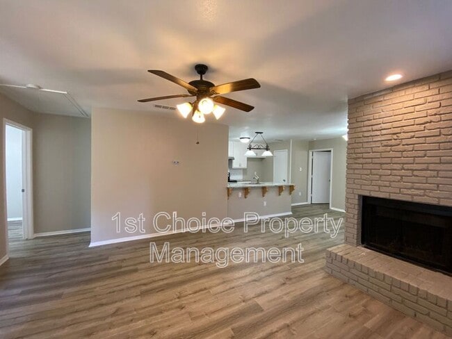 Building Photo - 2311 Kingsford Ct