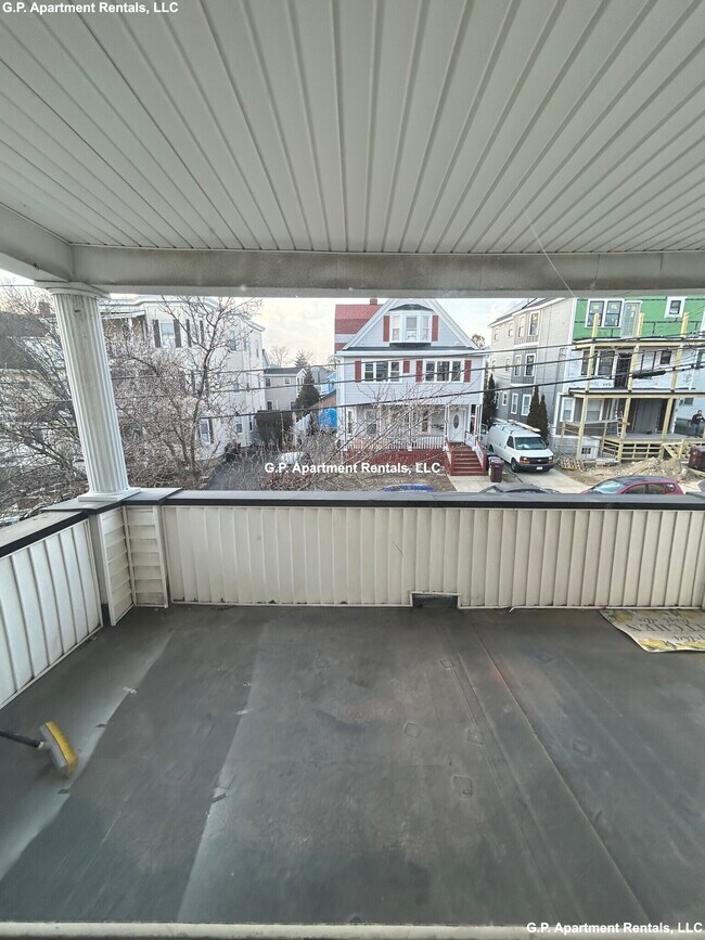 Building Photo - 91 Swan St