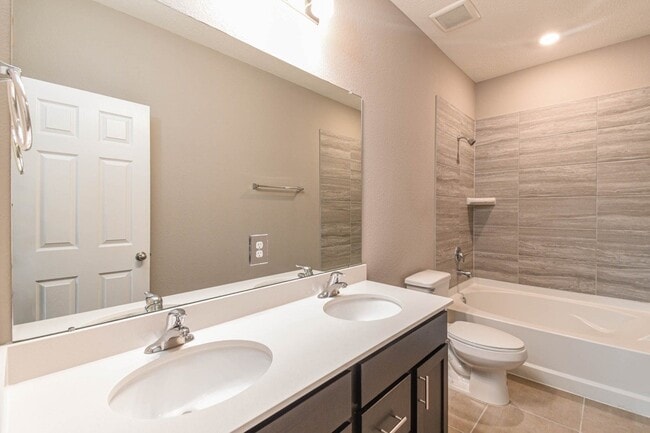 Building Photo - 20912 Sheffield Pk Dr