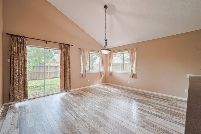 Building Photo - 2907 Waypark Dr