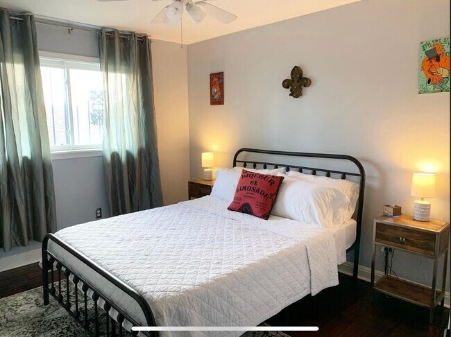 Building Photo - Fully Furnished Comfort Near New Orleans Universities