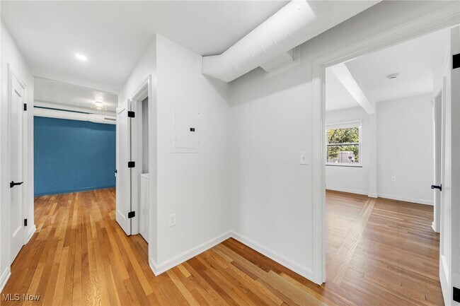Building Photo - 12900 Madison Ave