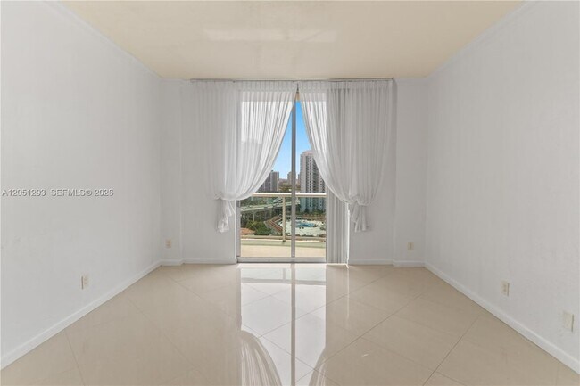 Building Photo - 19390 Collins Ave