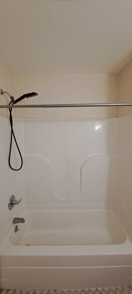 Building Photo - 3227 7th Ave