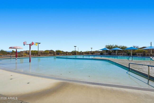 Building Photo - 4650 Gilbert Ln