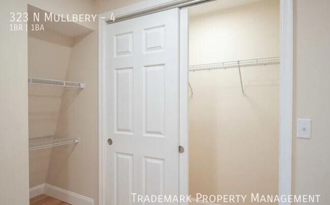 Building Photo - 323 N Mulberry St