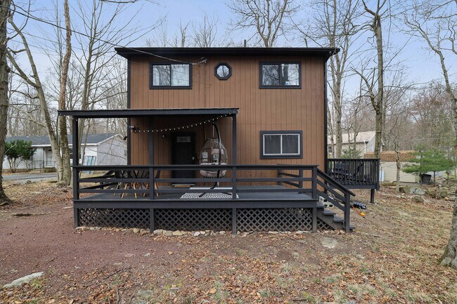 Building Photo - 2946 Vera Ct