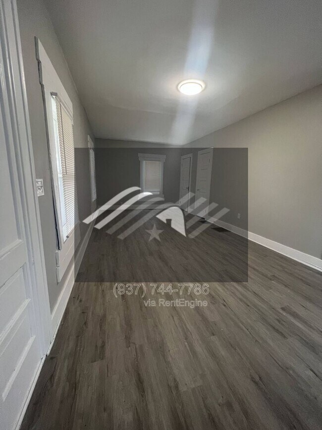 Building Photo - 2141 Philadelphia Dr