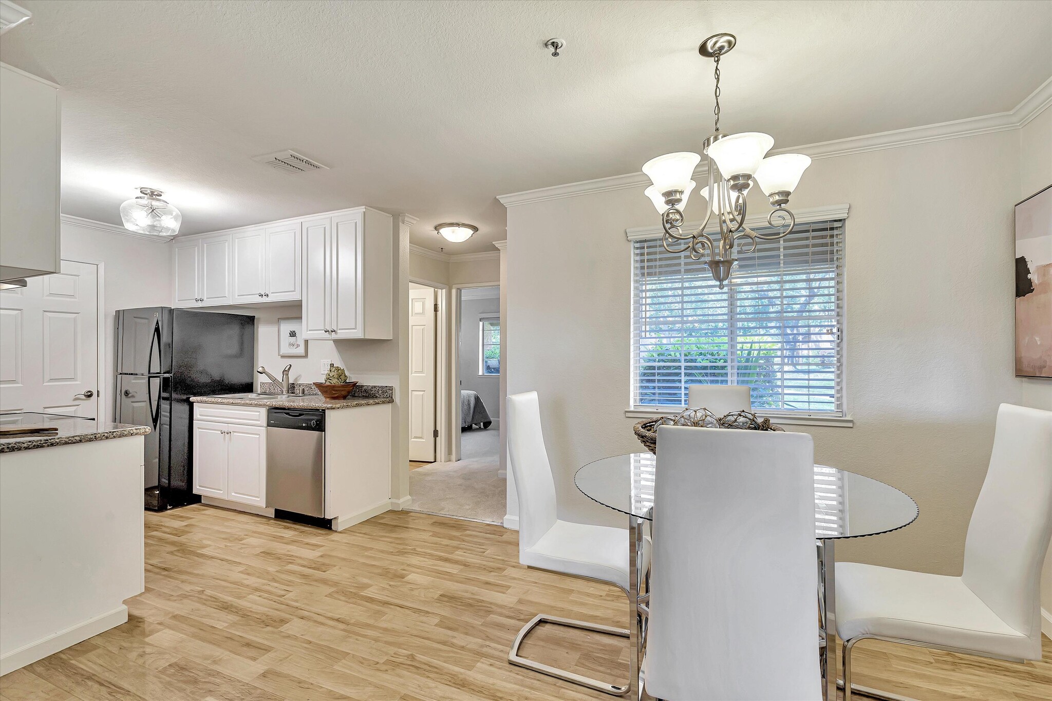 Building Photo - 440 Bollinger Canyon Ln