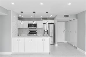 Building Photo - 2874 NE 183rd Ln