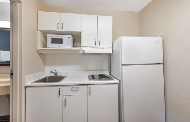 Building Photo - Furnished Studio-Denver - Lakewood South