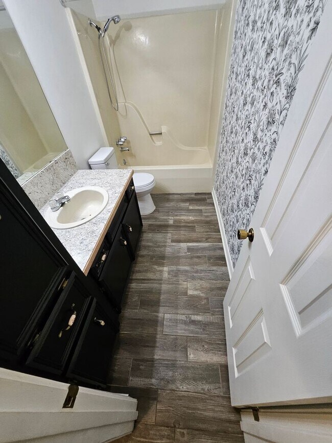 Building Photo - 8857 LA-111