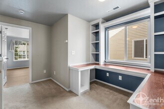 Building Photo - HALF OFF 2ND MONTHS RENT! Fully Updated 4 ...