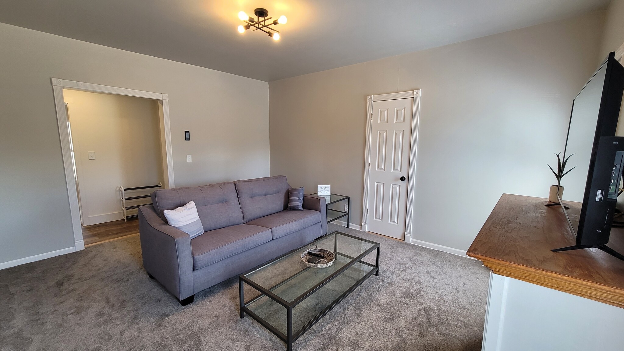 Building Photo - 125 Litchfield Ave SE