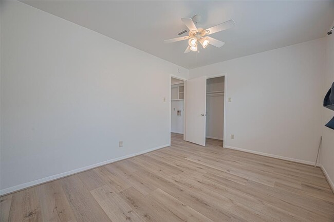 Building Photo - 1038 Red Rock Canyon Dr