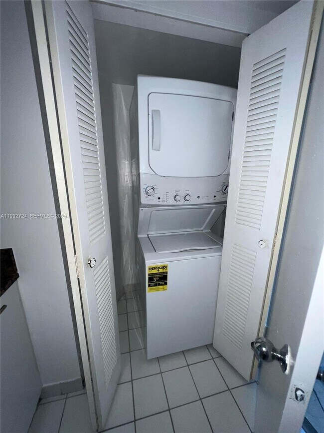 Building Photo - 3300 NE 191st St