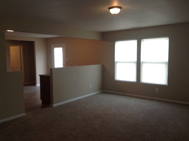 Building Photo - 3287 Underwood Dr