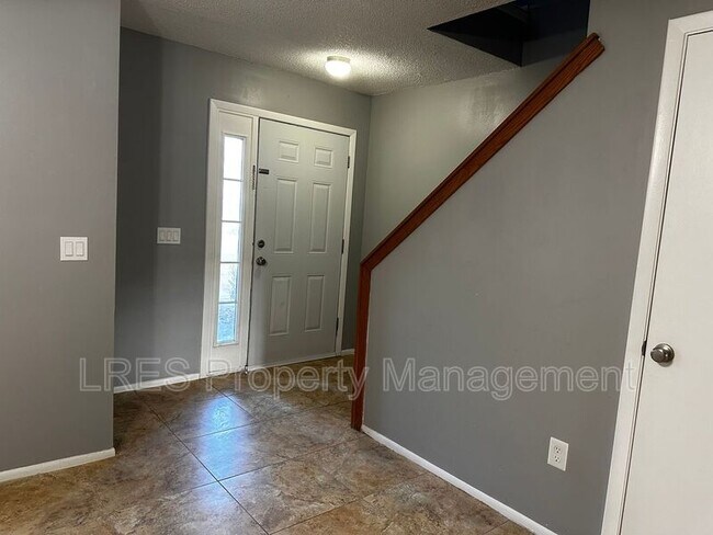 Building Photo - 2706 Graduate Ct