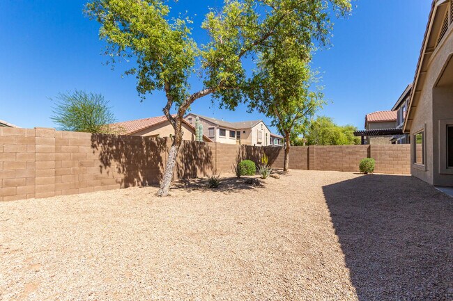 Building Photo - 1238 W Dana Dr