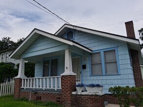 Building Photo - 1467 Ingleside Ave