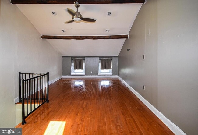 Building Photo - 132 Conarroe St